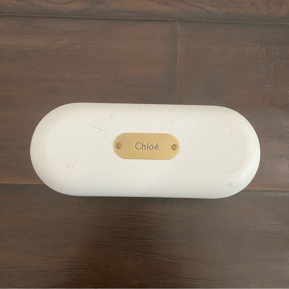 Chloe white eye glass case ( only case without glasses and with a cloth )